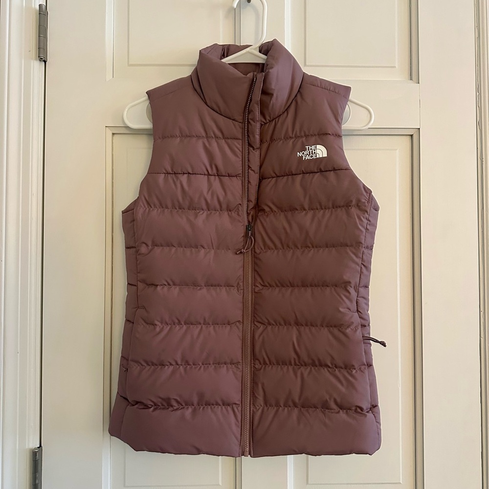 The North Face Quilted Vest in Dusty Rose *NEW*